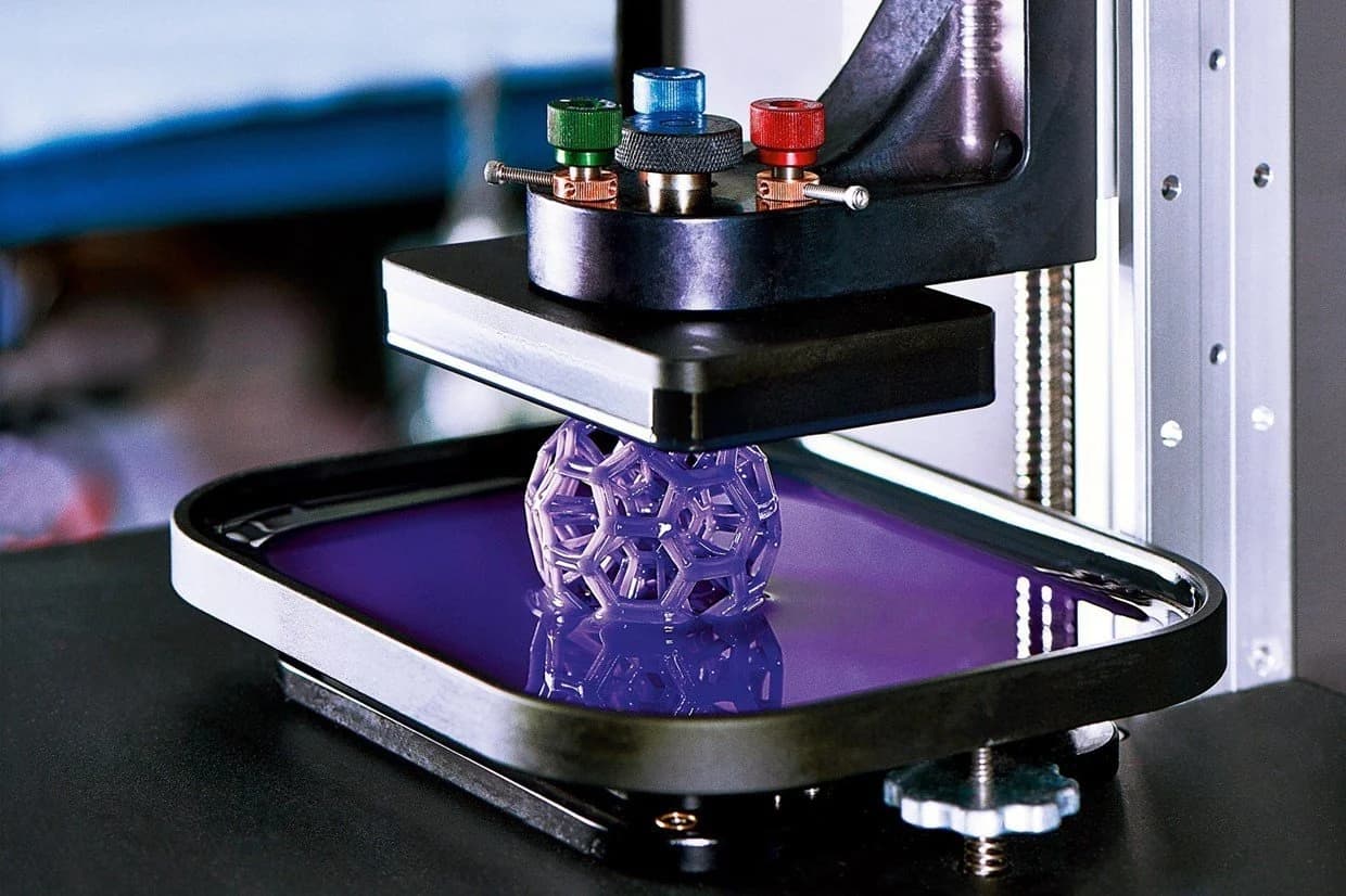 resin-3d-printing-in-progress
